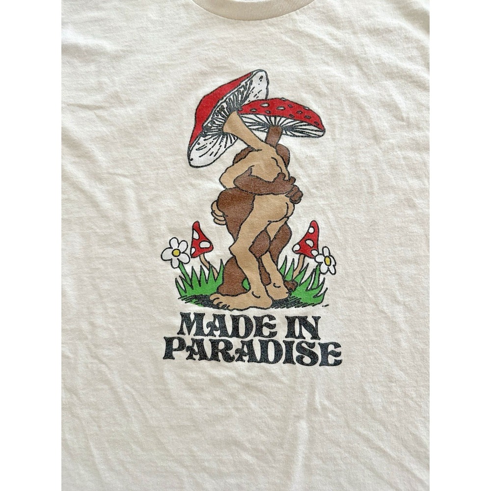 Made In Paradise T Shirt Sz L Mushroom Love Unisex Brown Skin